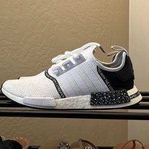 ADIDAS NMD R1 Speckle pack 11.5